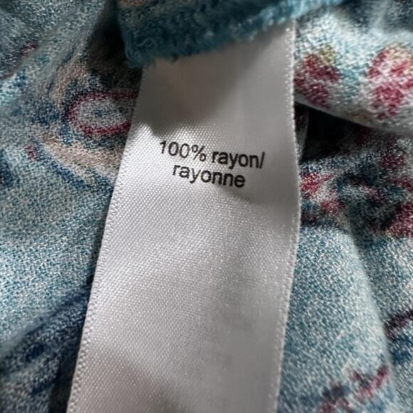 Maurices Shirt Womens XL Blue Green Floral Faux Wrap Peplum Boho Rayon Top - Picture 7 of 7